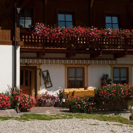 Apartment House Niedermunthof Sass Rigais, Villnoess Exterior photo