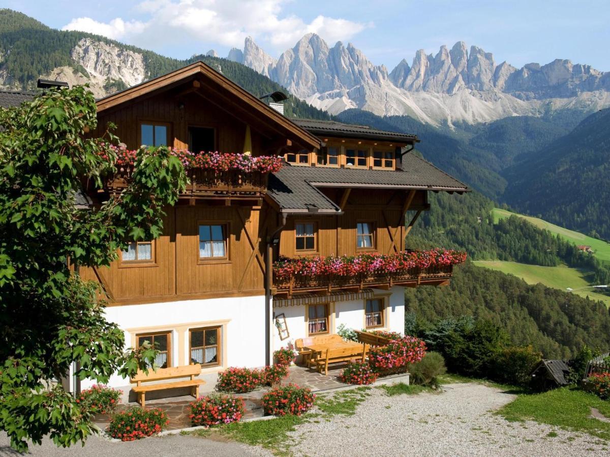 House Niedermunthof Sass Rigais, * Funes (Bolzano)